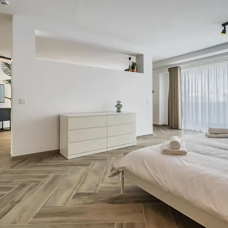 Apartment The Cube - Designer Finished By Sf Homes Gzira