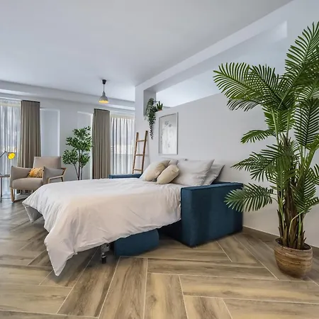 The Cube - Designer Finished By Sf Homes Apartment