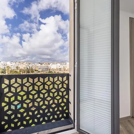 The Cube - Designer Finished By Sf Homes *